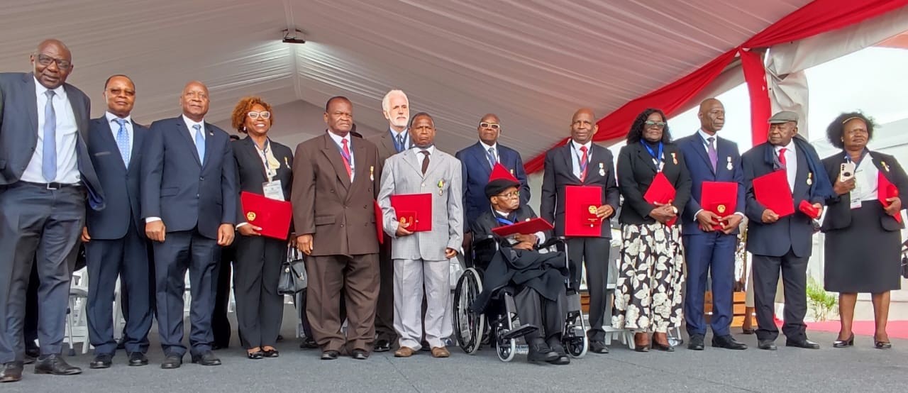 PCA DA AURAS DISTINGUIDA COM A MEDALHA DE MÉRITO