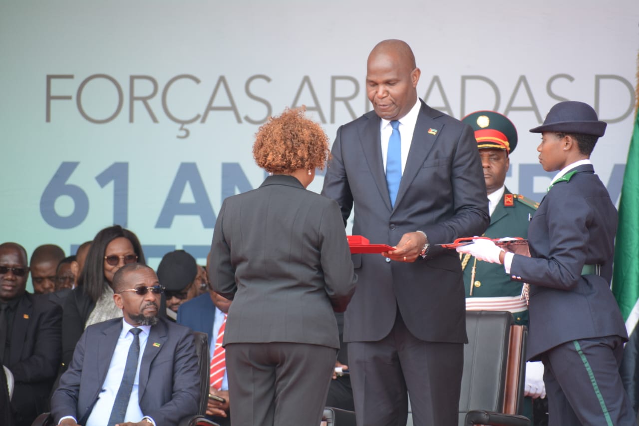 PCA da AURAS distinguida com  medalha de mérito